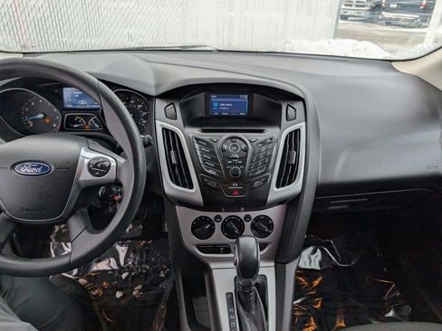 Used 2014 Ford Focus SE image 16