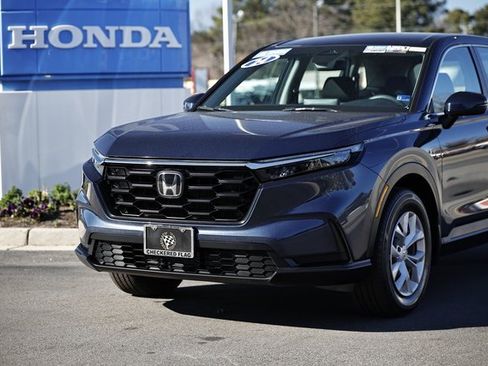 Certified 2024 Honda CR-V LX image 2