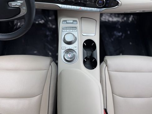 Used 2023 Genesis GV70 2.5T w/ Advanced Package image 49