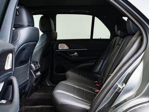 Used 2022 Mercedes-Benz GLE 450 4MATIC image 45