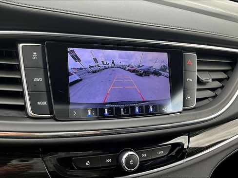 Used 2020 Buick Enclave Avenir w/ Avenir Technology Package AWD/4WD image 15