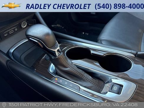 Used 2024 Chevrolet Malibu LT FWD image 11