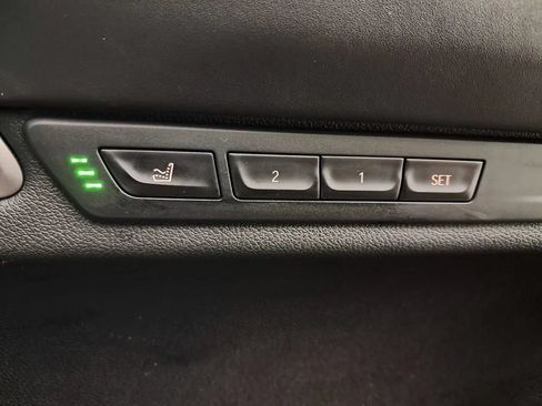 Used 2019 BMW 750i xDrive w/ Executive Package AWD/4WD image 34