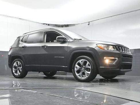 Used 2021 Jeep Compass Limited FWD image 37