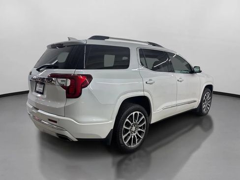 Used 2021 GMC Acadia Denali w/ Denali Technology Package AWD/4WD image 10