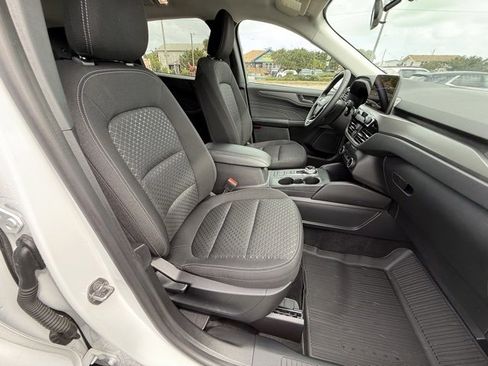 Used 2024 Ford Escape Active image 11