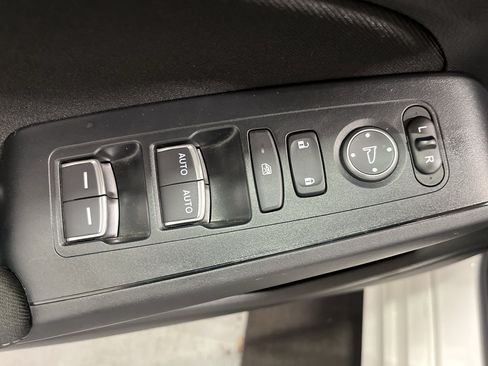 Used 2025 Honda Civic Sport image 28