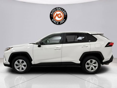 Used 2025 Toyota RAV4 LE image 4