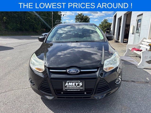 Used 2012 Ford Focus SE FWD image 2