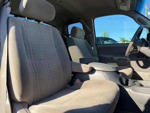 Used 2003 Toyota Tundra SR5 image 10
