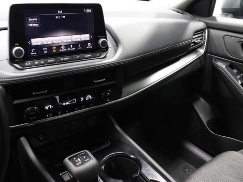 Certified 2024 Nissan Rogue SV AWD/4WD image 29