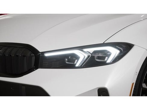 New 2026 BMW 330i xDrive Sedan w/ M Sport Package AWD/4WD image 6