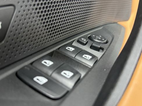 Used 2024 BMW i4 eDrive35 w/ Convenience Package image 15