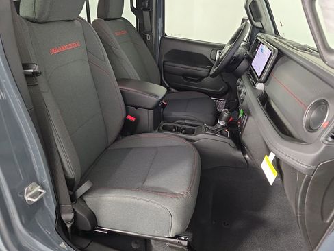New 2026 Jeep Gladiator Rubicon w/ Safety Group image 40