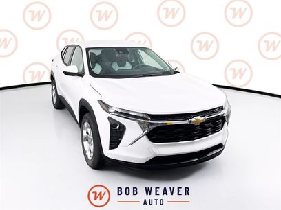 Used 2024 Chevrolet Trax LS w/ LS Convenience Package