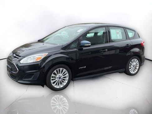 Used 2017 Ford C-MAX SE image 2