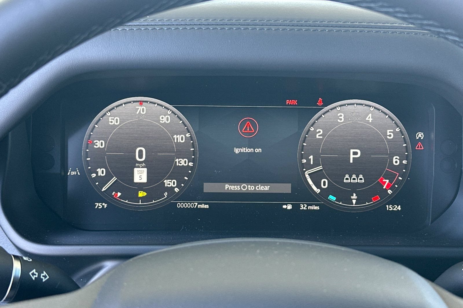 New 2026 Land Rover Defender 110 X-Dynamic SE AWD/4WD image 24