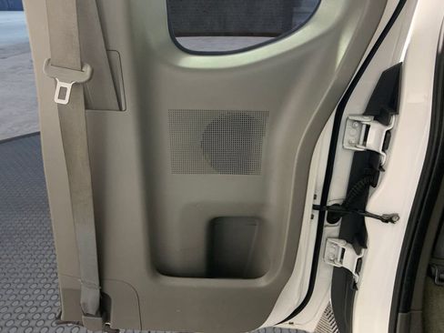 Used 2012 Nissan Frontier S RWD image 8