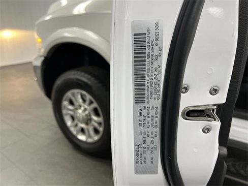 Used 2016 RAM 2500 Laramie image 35