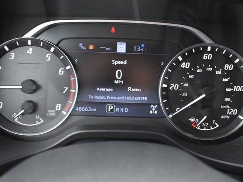 Used 2021 Nissan Titan SV w/ SV Convenience Package image 30