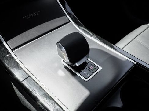New 2026 Land Rover Range Rover Velar Belgravia AWD/4WD image 32