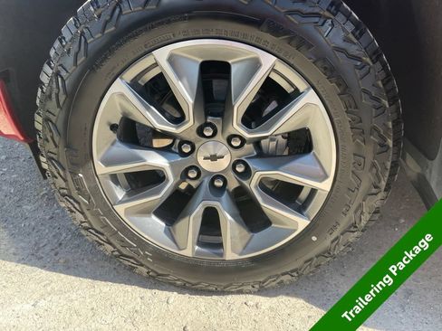 Used 2024 Chevrolet Silverado 1500 RST AWD/4WD image 9