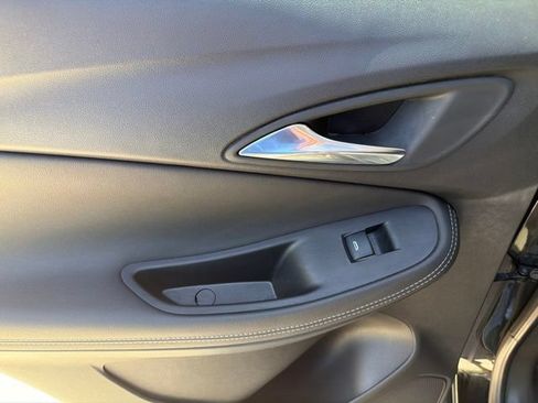 Used 2025 Buick Encore GX Preferred FWD image 28