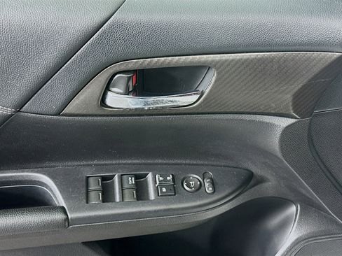 Used 2017 Honda Accord Sport image 15