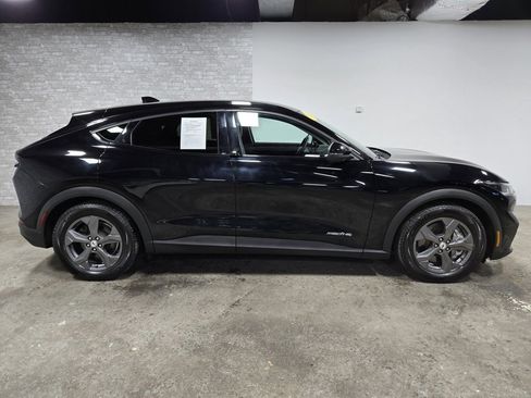 Used 2021 Ford Mustang Mach-E Select image 3