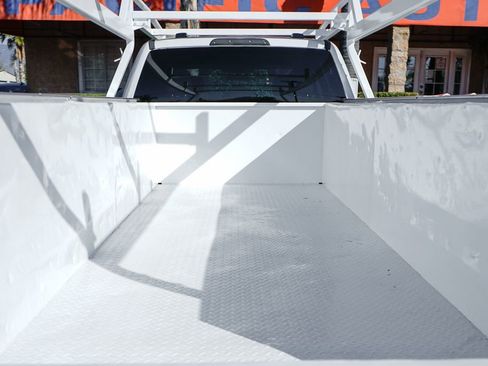 Used 2021 Ford F550 4x4 Crew Cab Super Duty image 9