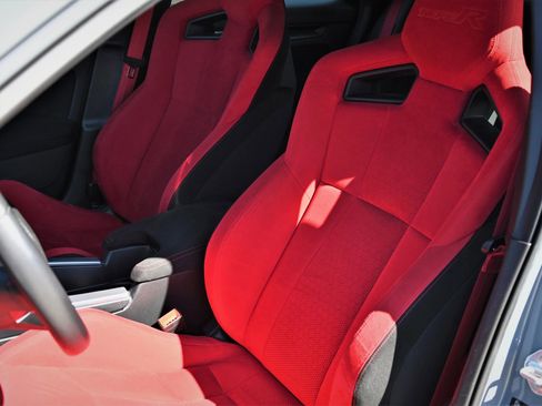 Used 2024 Honda Civic Type R image 32