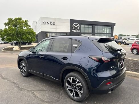 Used 2026 MAZDA CX-5 Preferred AWD/4WD image 9