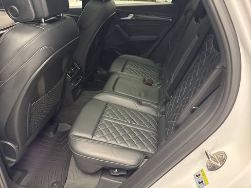Used 2018 Audi SQ5 Prestige w/ Prestige Package AWD/4WD image 31