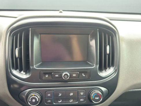 Used 2017 Chevrolet Colorado W/T w/ WT Convenience Package RWD image 15