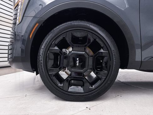 Certified 2024 Kia Sorento SX Prestige image 17