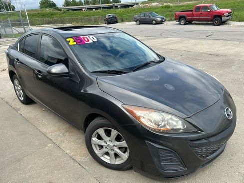 Used 2011 MAZDA MAZDA3 i Touring FWD image 2