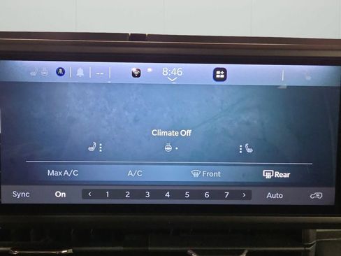 Certified 2025 Jeep Wrangler Unlimited Sahara w/ Safety Group AWD/4WD image 22