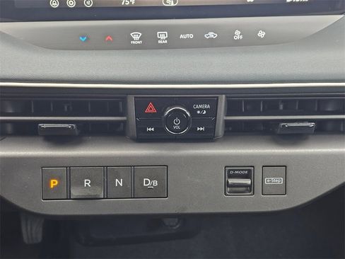 New 2026 Nissan Leaf image 15