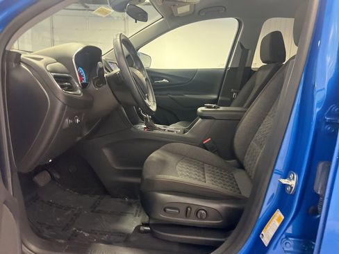 Certified 2024 Chevrolet Equinox LT w/ LPO, Floor Liner Package image 9