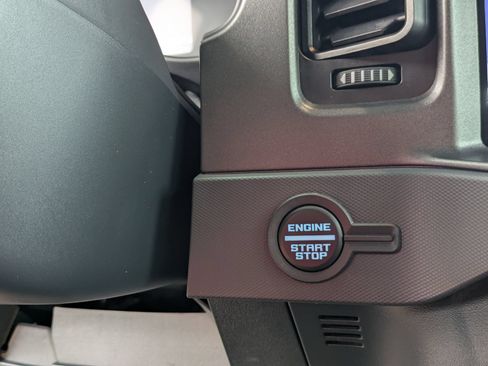 Used 2024 Ford Bronco Badlands AWD/4WD image 27