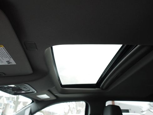 Used 2025 GMC Sierra 1500 Elevation w/ Elevation Premium Package image 24