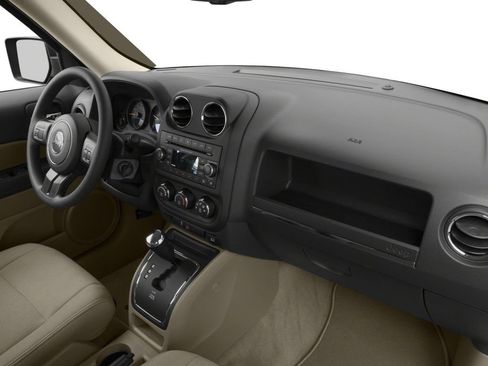 Used 2017 Jeep Patriot Sport w/ Power Value Group FWD image 16