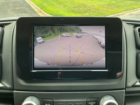 Used 2024 RAM ProMaster 2500 w/ Storage Group image 22