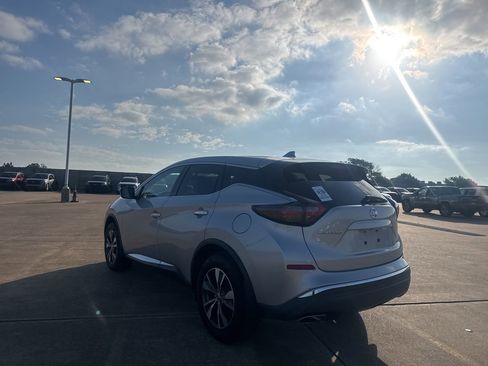 Used 2019 Nissan Murano S FWD image 14
