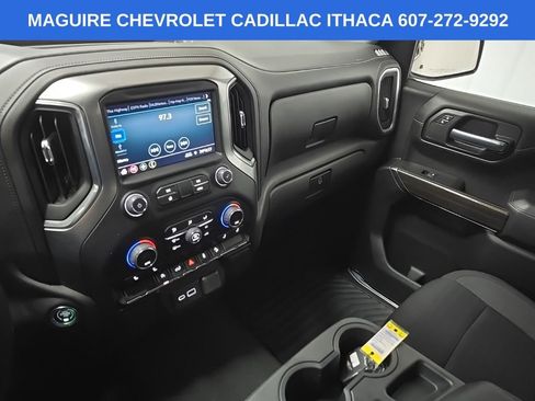 Used 2022 Chevrolet Silverado 1500 LT w/ Diesel Off-Road Package AWD/4WD image 25