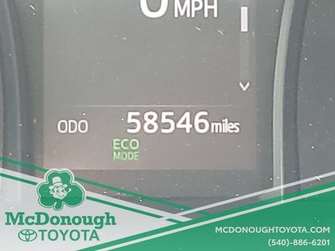 Used 2024 Toyota Camry SE FWD image 14