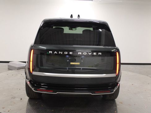 Certified 2024 Land Rover Range Rover Long Wheelbase Autobiography image 6