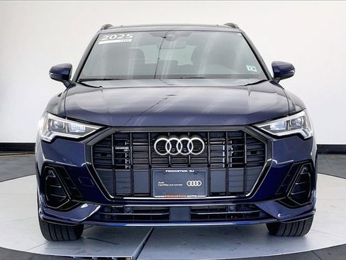 Certified 2025 Audi Q3 2.0T Premium w/ Convenience Package image 3