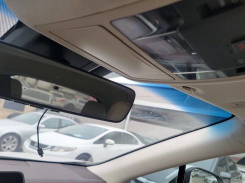 Used 2017 Lexus RX 450h AWD image 10