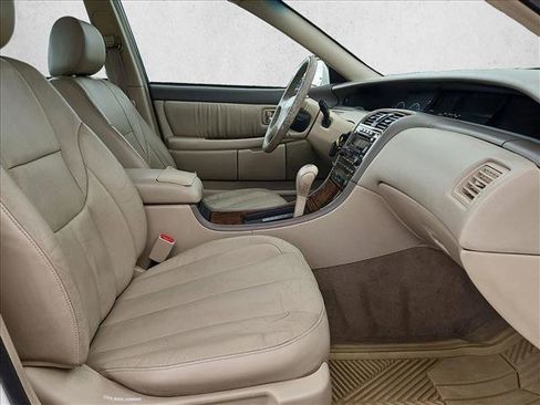 Used 2001 Toyota Avalon XLS FWD image 21